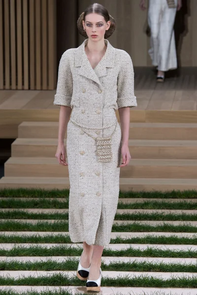Look 5